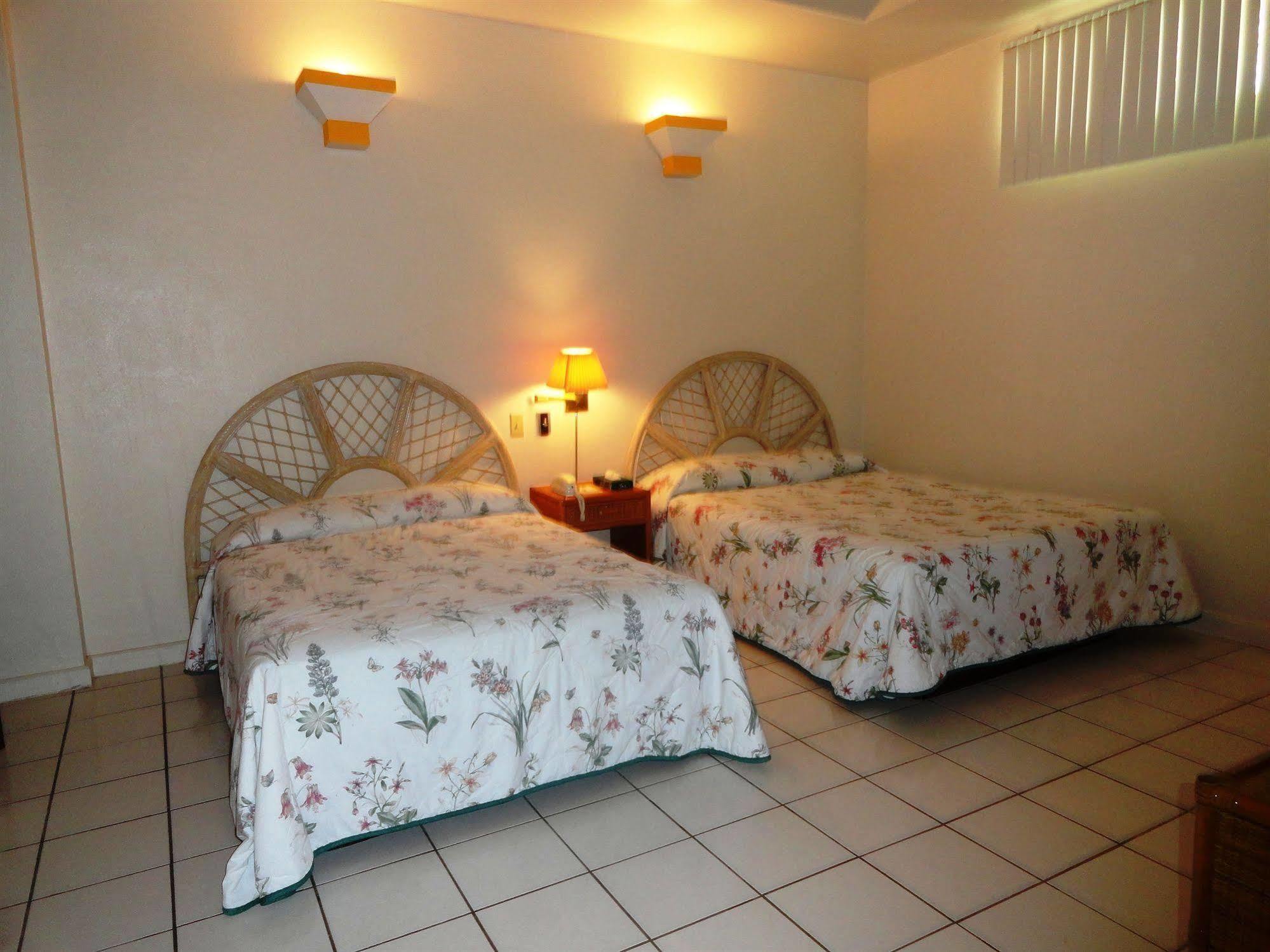 Summer Holiday Hotel Garapan Exterior foto
